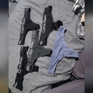 5 Ck thongs